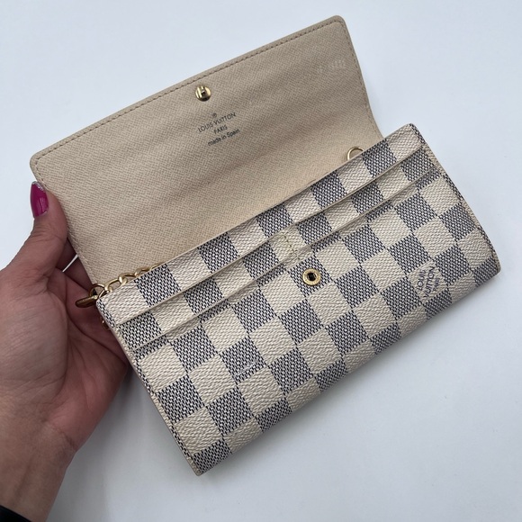 🌹♥️Louis Vuitton Sarah Wallet♥️🌹 - Picture 5 of 13